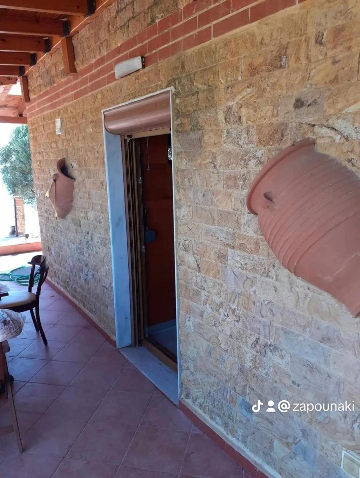 Villa George'S House Nea Plagia Exterior foto
